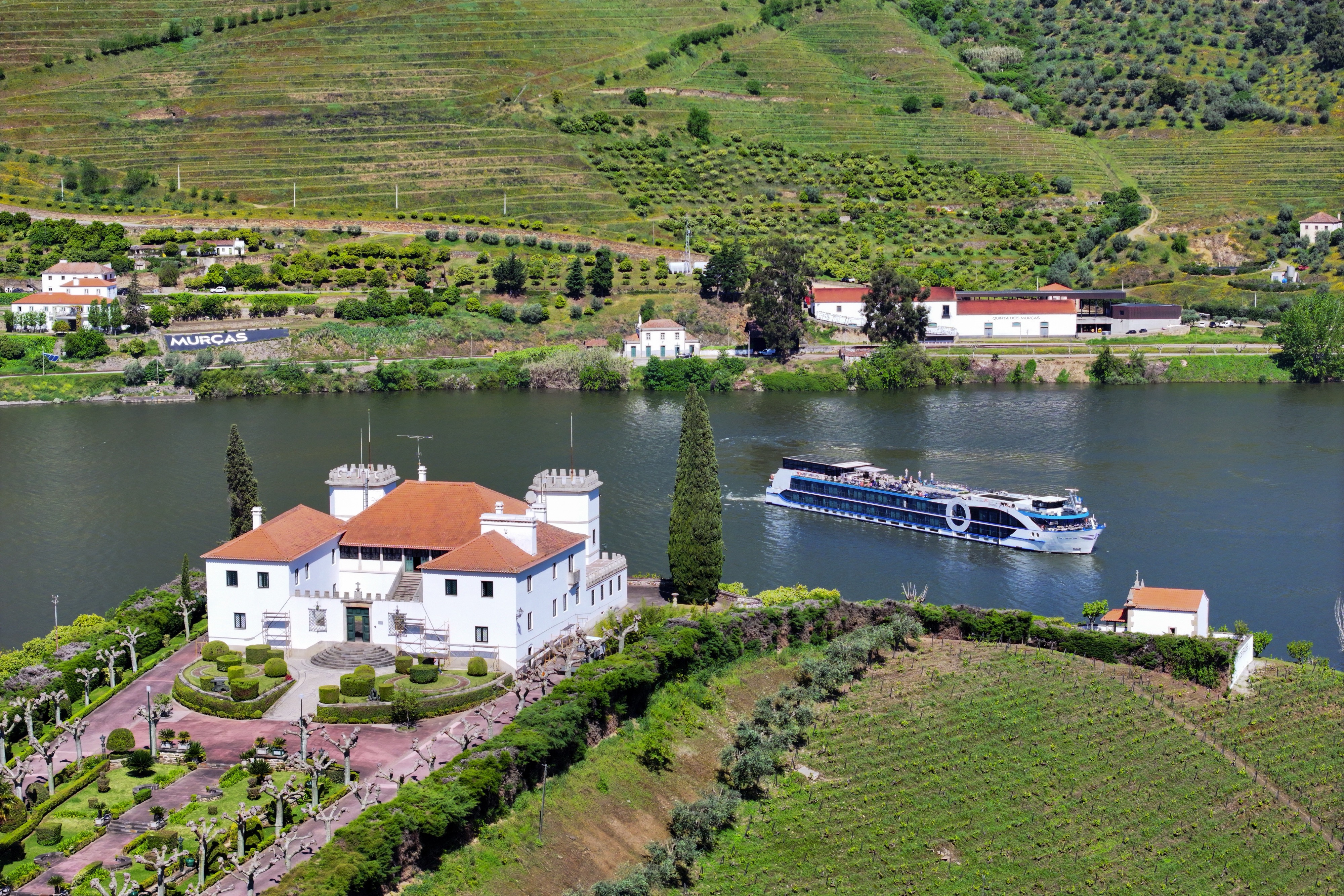 VIVA Cruises